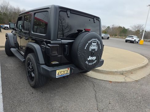 Used 2021 Jeep Wrangler Unlimited Sport w/ Technology Group image 8