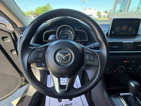 Used 2016 MAZDA MAZDA3 i Sport w/ Preferred Equipment Package FWD image 12