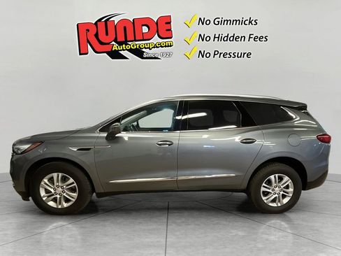 Used 2018 Buick Enclave Essence image 3