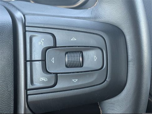 Used 2021 GMC Yukon AT4 image 30