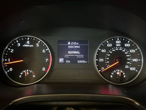 Used 2023 Kia Seltos LX AWD/4WD image 10