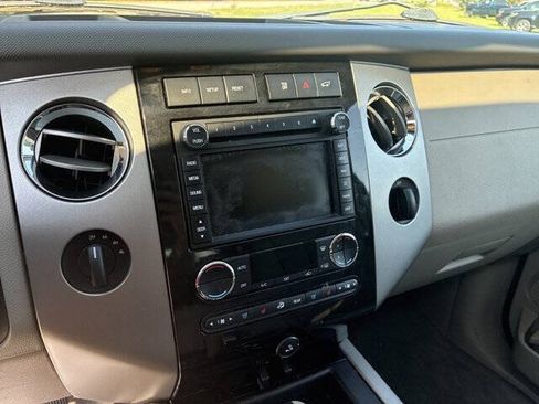 Used 2013 Ford Expedition Limited AWD/4WD image 13