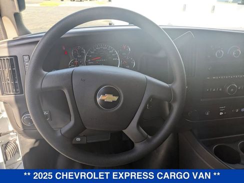 New 2025 Chevrolet Express 3500 Extended image 18
