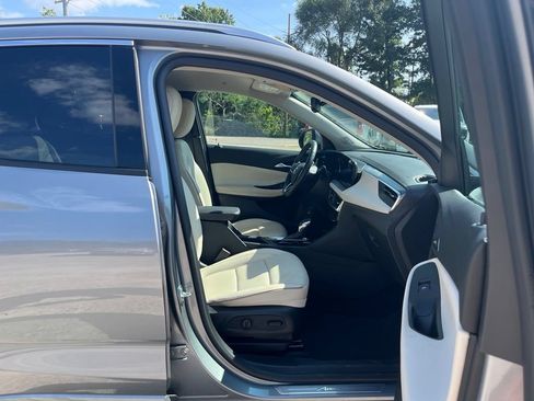 Used 2024 Buick Encore GX Avenir w/ Avenir Convenience Package AWD/4WD image 33