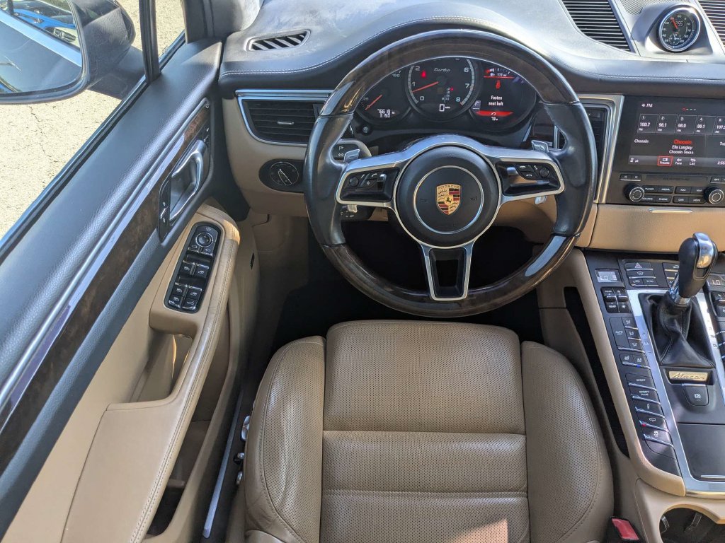 Used 2017 Porsche Macan Turbo AWD/4WD image 22