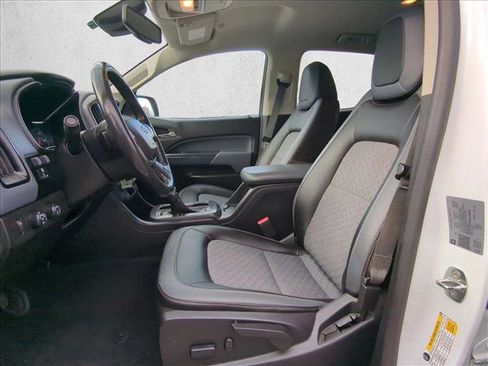 Used 2022 Chevrolet Colorado Z71 w/ Safety Package image 22