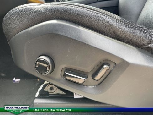 Used 2023 Volvo XC90 T8 Plus image 14