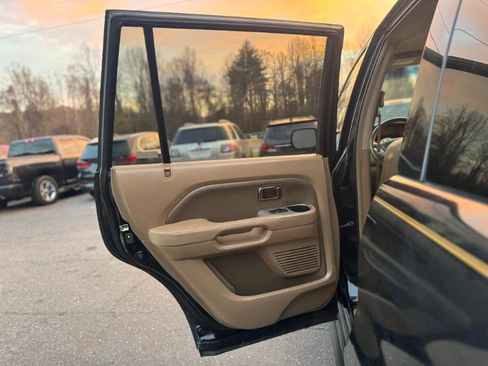 Used 2007 Honda Pilot EX-L image 11