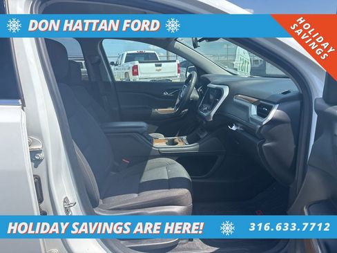 Used 2021 GMC Acadia SLE image 6