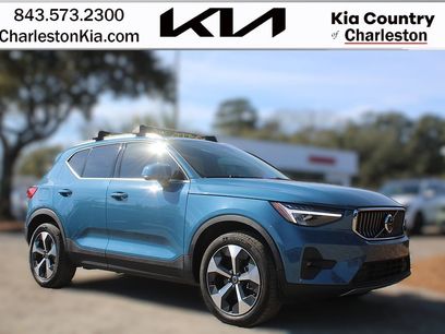 Used 2023 Volvo XC40 B5 Plus w/ Protection Package Premier