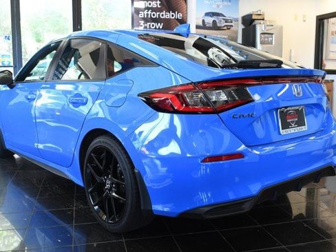 Used 2022 Honda Civic Sport image 9