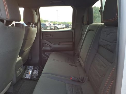 Used 2026 Nissan Frontier PRO-4X w/ Pro-4x Convenience Package AWD/4WD image 7