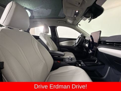 Used 2023 Ford Mustang Mach-E Premium AWD/4WD image 25