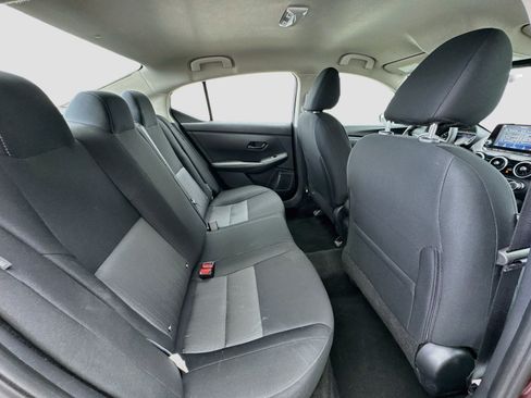 Used 2025 Nissan Sentra SV FWD image 18