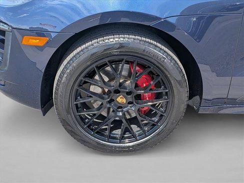 Used 2018 Porsche Macan GTS AWD/4WD image 15