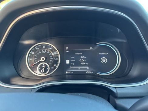 Used 2024 Genesis GV80 2.5T AWD/4WD image 26
