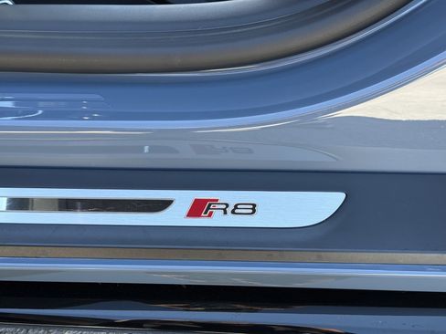 Used 2021 Audi R8 V10 image 28