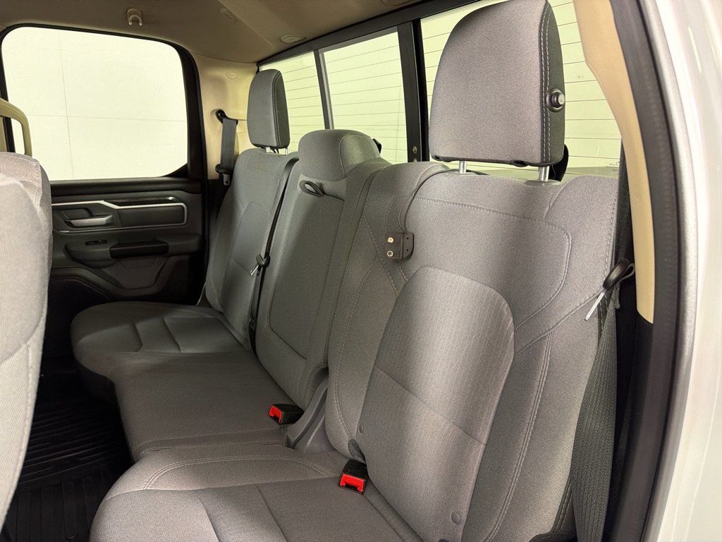 Used 2019 RAM 1500 Big Horn AWD/4WD image 18