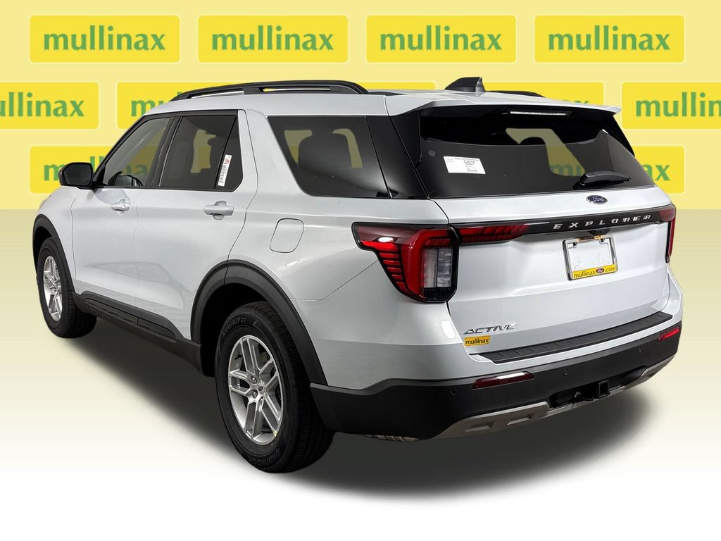 New 2026 Ford Explorer Active w/ Active Comfort Package RWD image 9