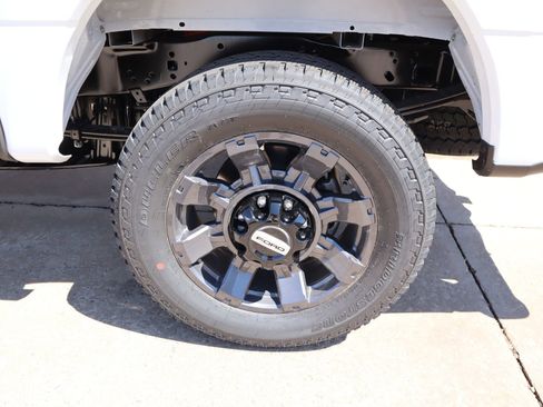 New 2026 Ford F250 XL image 18