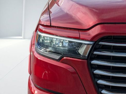 New 2026 RAM 1500 Laramie w/ Laramie Preferred Package AWD/4WD image 9