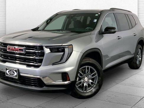 Used 2025 GMC Acadia Elevation AWD/4WD image 12