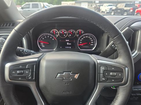 Used 2019 Chevrolet Silverado 1500 RST w/ True North Edition AWD/4WD image 13