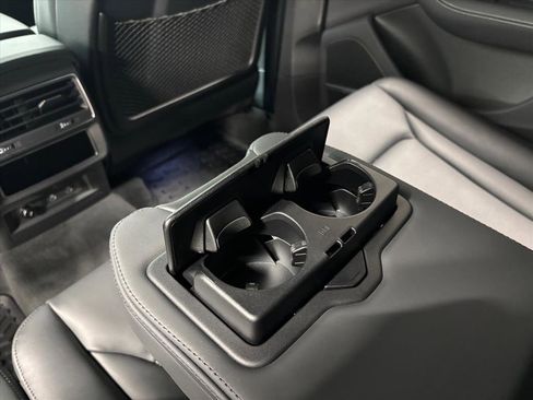 Used 2025 Audi Q7 3.0T Prestige image 24