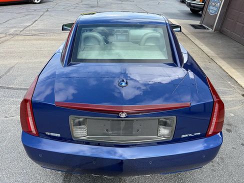 Used 2005 Cadillac XLR image 14