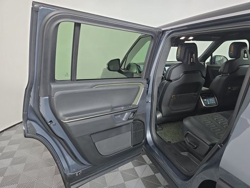 Used 2024 Rivian R1S Adventure Dual AWD/4WD image 17