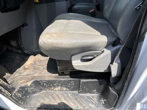 Used 2022 Ford E-350 and Econoline 350 Super Duty w/ Power Windows & Locks Group RWD image 15