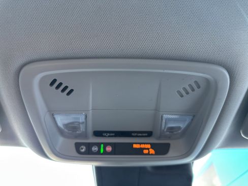 Used 2022 Chevrolet Malibu RS image 32