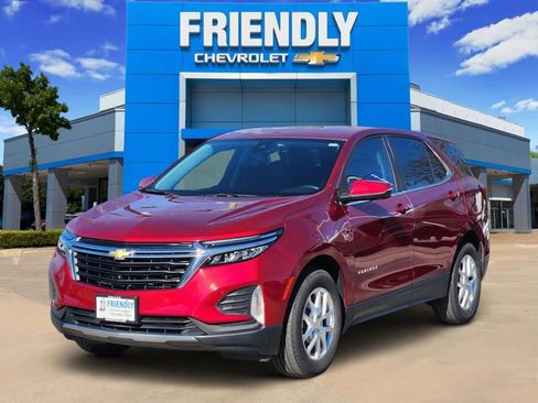 Used 2024 Chevrolet Equinox LT image 3