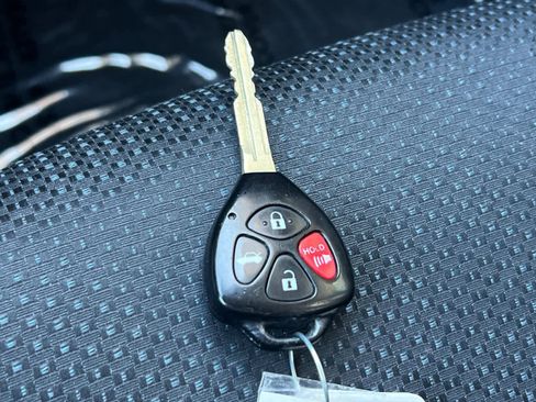 Used 2010 Toyota Corolla S image 25