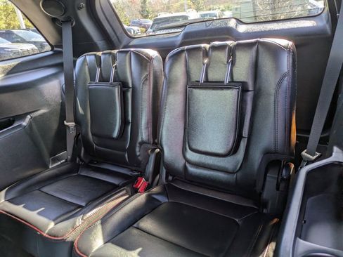 Used 2019 Ford Explorer Sport w/ Equipment Group 401A image 12