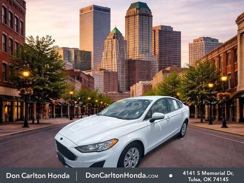 Used 2020 Ford Fusion S FWD image 3