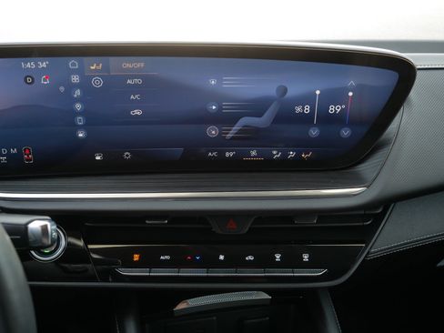 Certified 2025 Buick Envision Preferred image 23