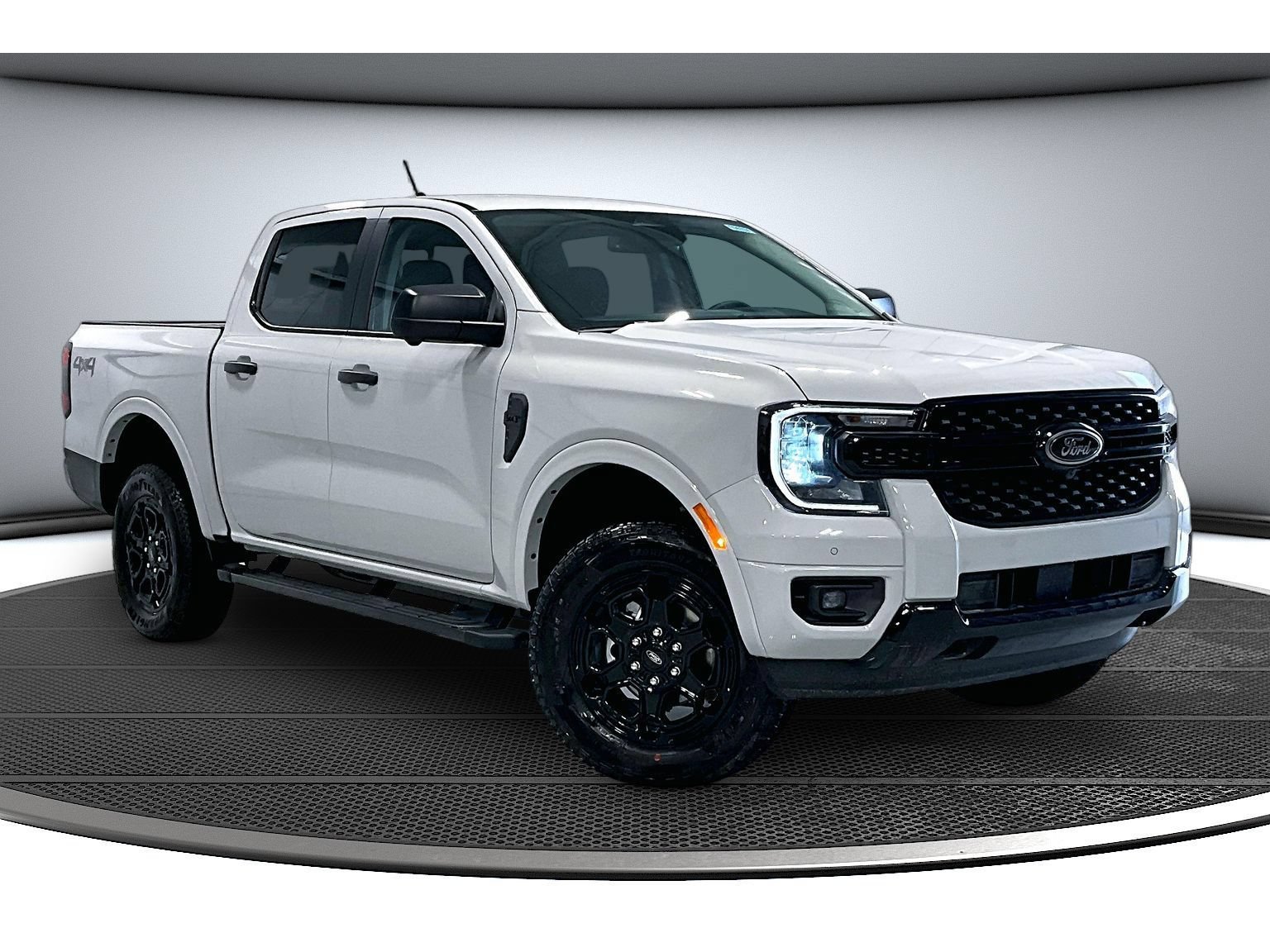 New 2026 Ford Ranger XLT w/ FX4 Off-Road Package AWD/4WD image 2