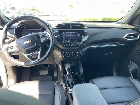 Used 2023 Chevrolet TrailBlazer ACTIV w/ Convenience Package AWD/4WD image 19