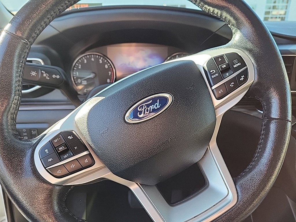Used 2021 Ford Explorer Limited AWD/4WD image 10