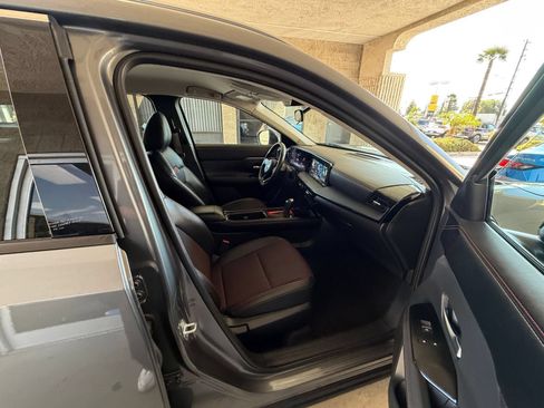 Used 2026 Nissan Kicks SR AWD/4WD image 31