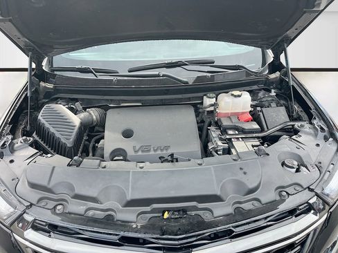 Used 2023 Chevrolet Traverse RS AWD/4WD image 32