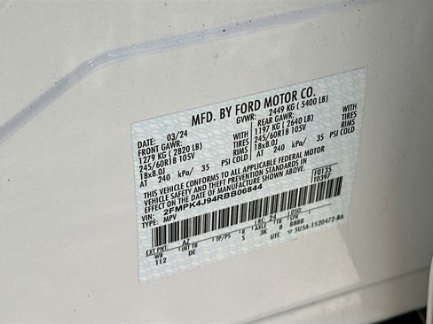 Certified 2024 Ford Edge SEL AWD/4WD image 30