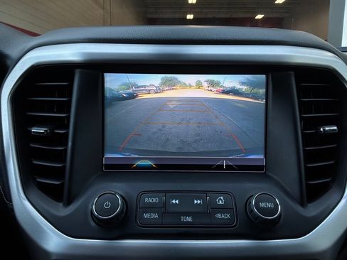 Used 2018 GMC Acadia SLE FWD image 35