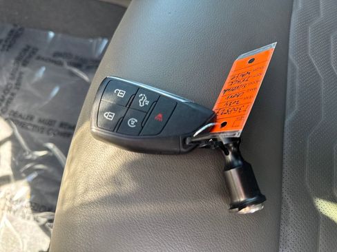 Used 2024 Chevrolet Silverado 1500 ZR2 image 28