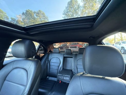 Used 2019 Mercedes-Benz C 300 Sedan image 38