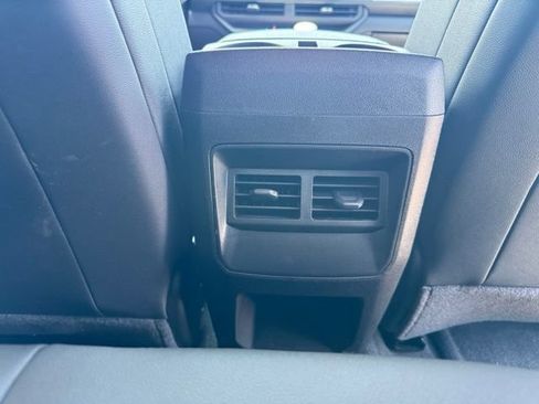 Used 2026 Chevrolet Colorado Trail Boss AWD/4WD image 15