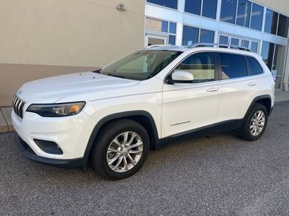 Used 2019 Jeep Cherokee Latitude w/ Popular Appearance Group