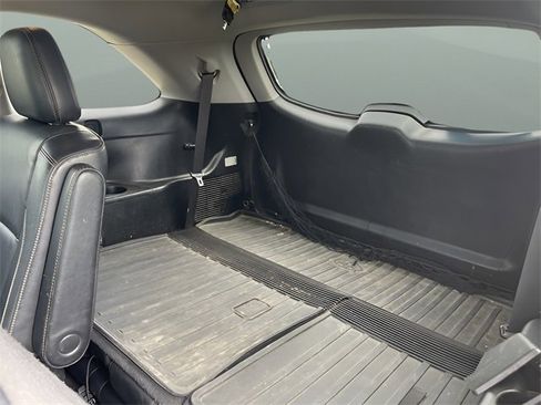 Used 2018 Toyota Highlander XLE image 14