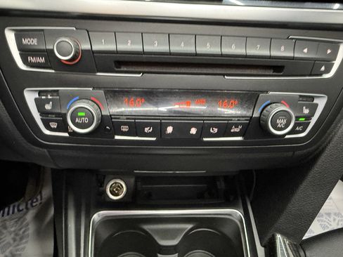 Used 2014 BMW 320i xDrive Sedan AWD/4WD image 20